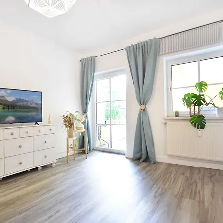 Modernes In Velden Mit Gratis Parkplatz Velden am Wörthersee